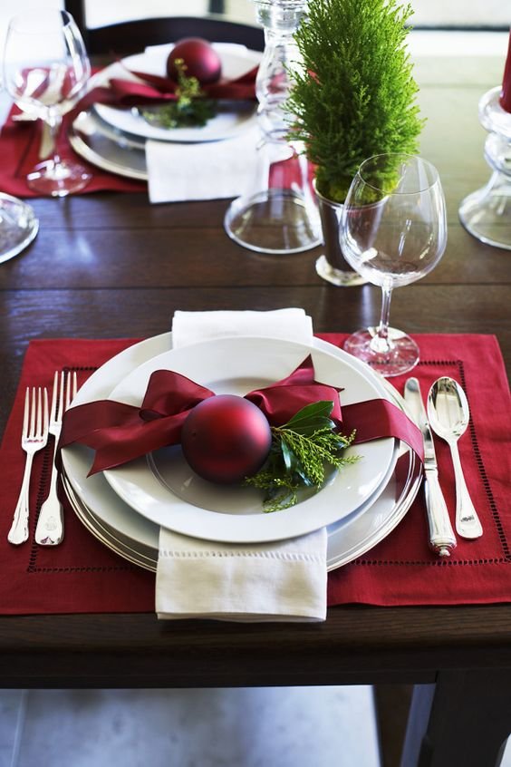 Mesa de Natal: Dicas para montar uma decoração surpreendente Mesa de Natal: Dicas para montar uma decoração surpreendente