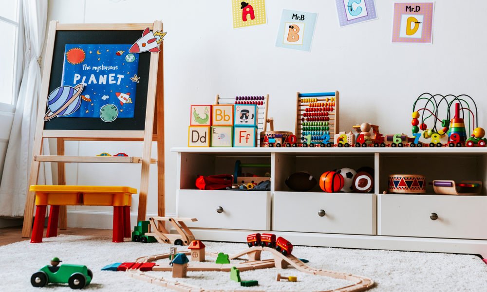 Início do estudo educacional brinquedo do bebê mesa montessori