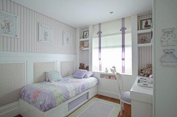 decoração de quarto infantil com lilás em branco