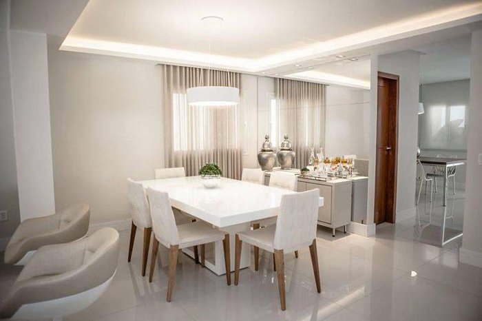 sala de jantar com paredes brancas são versáteis