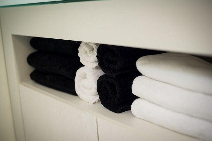 a black friday também pode ser útil para renovar seus kits de toalhas